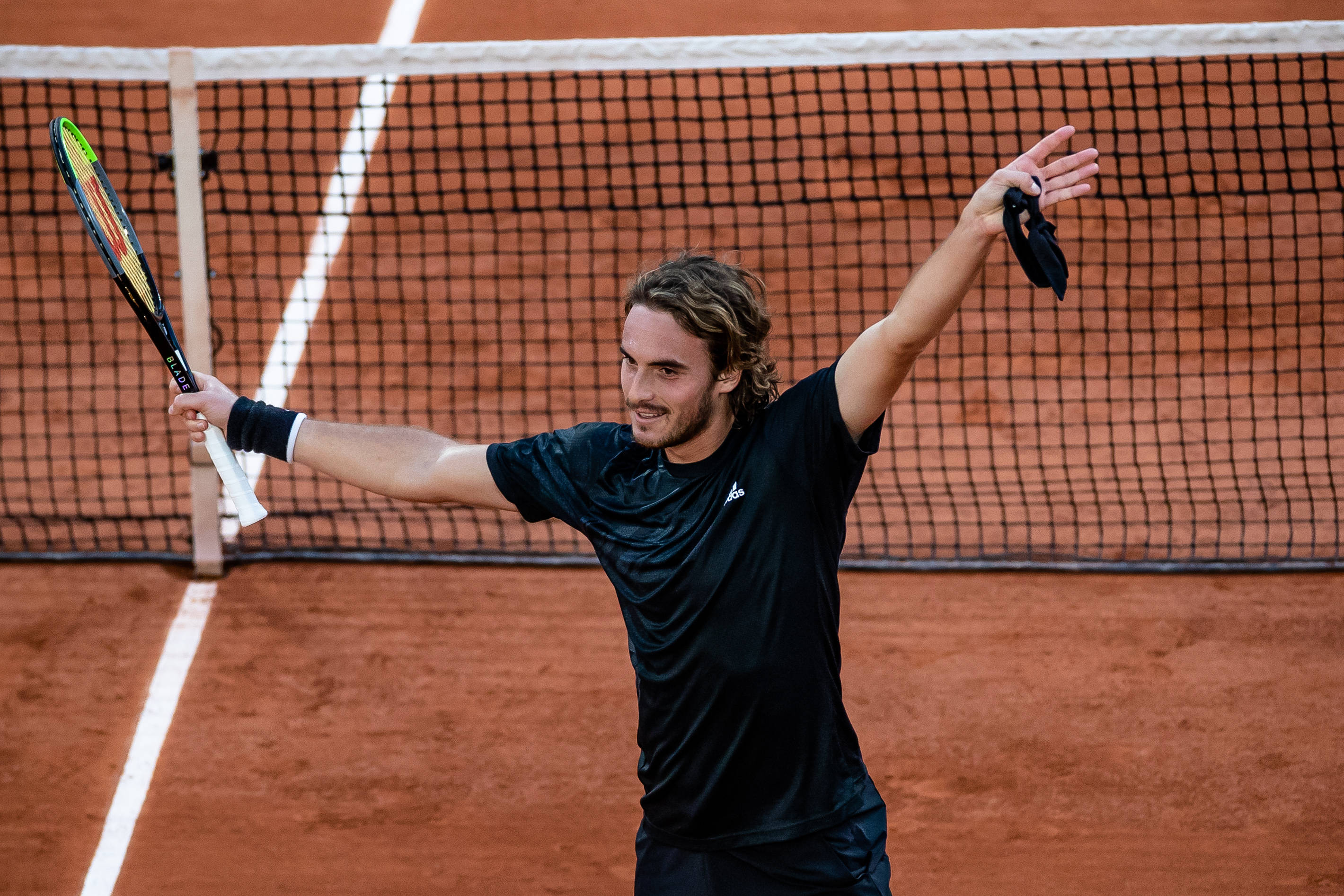 PG电子线上登入-意大利网球队强势法国网球队，西西帕斯关键制胜的简单介绍