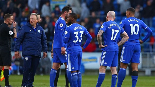 PG游戏APP-包含卡迪夫城客场取胜，逼近降级区的词条