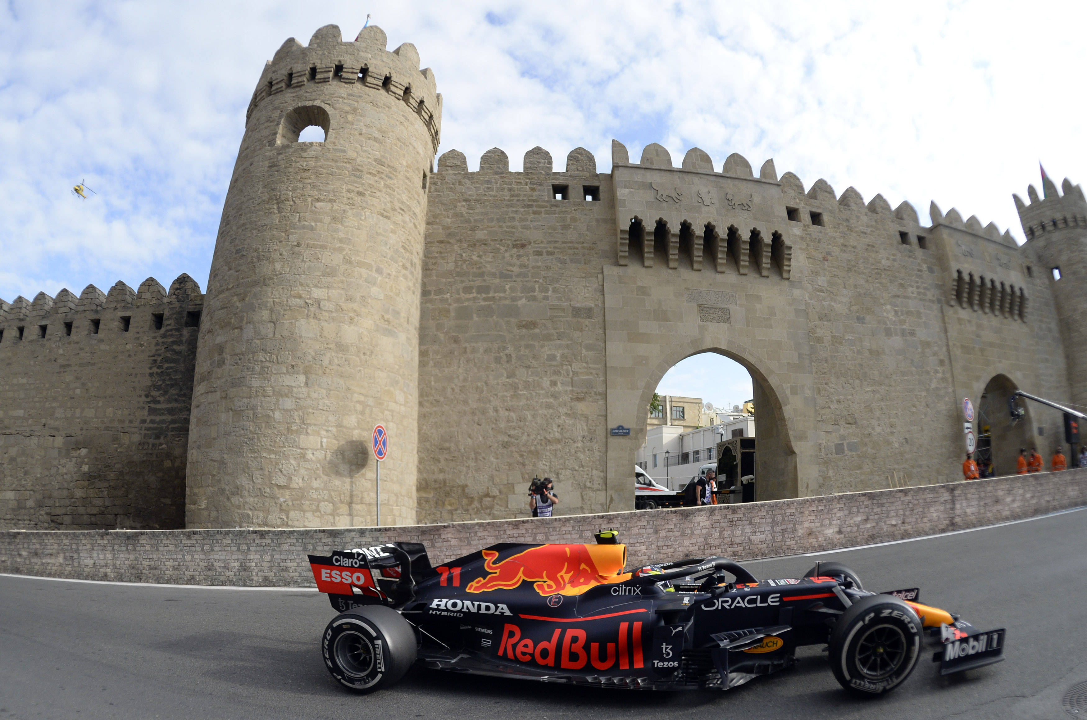 PG电子官网入口-包含红牛二队碾压阿斯顿马丁，佩雷兹高光表现的词条