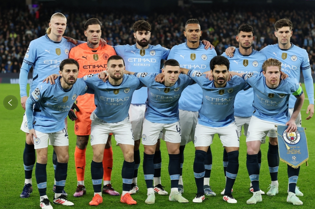 曼城大比分取胜，领先晋级欧冠半决赛