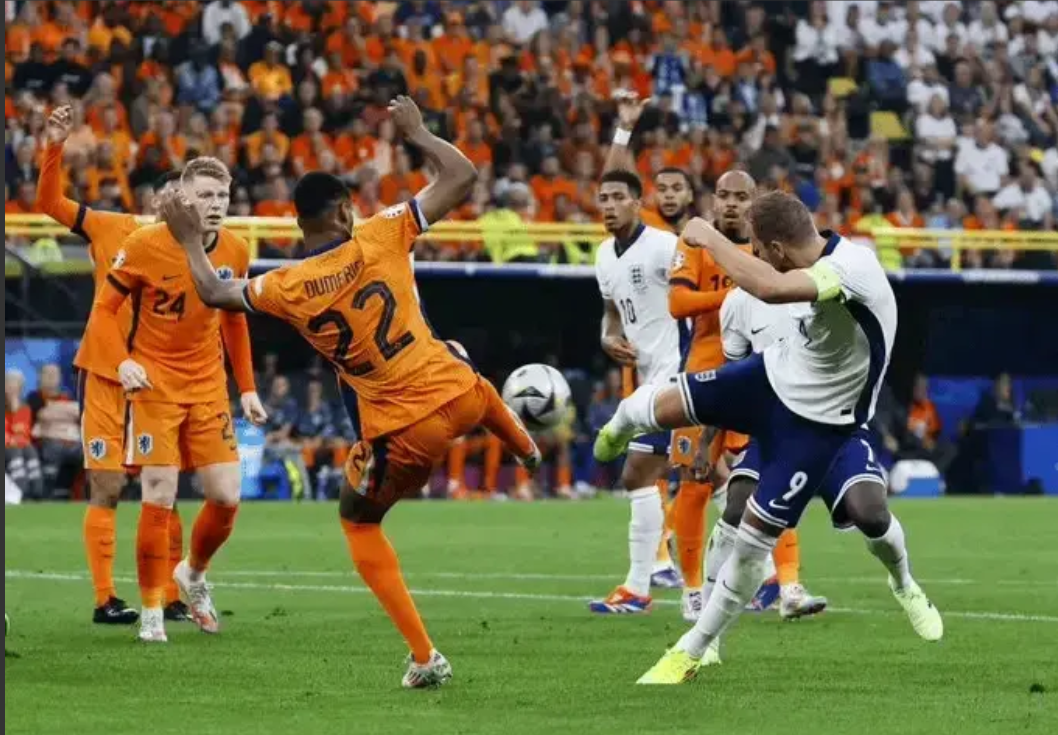 英格兰足球队在欧洲预选赛中遭遇困难