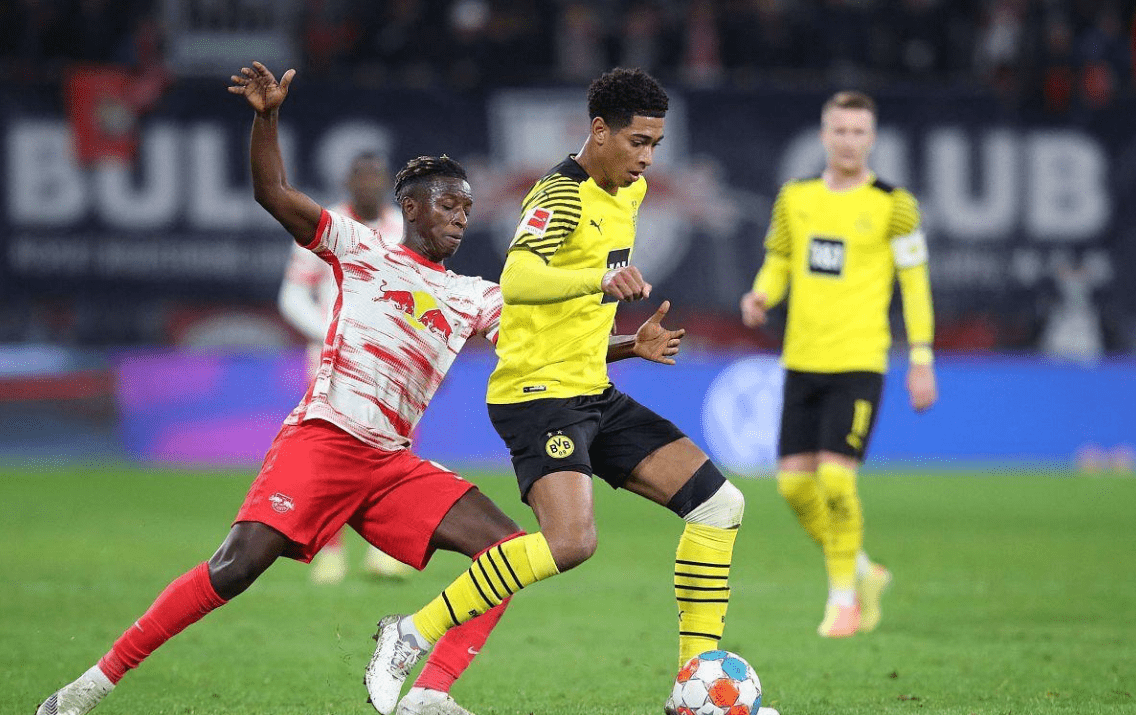 小组战绩不佳,沃尔夫斯堡全力反思的简单介绍 小组战绩不佳,沃尔夫斯堡全力反思的简单介绍