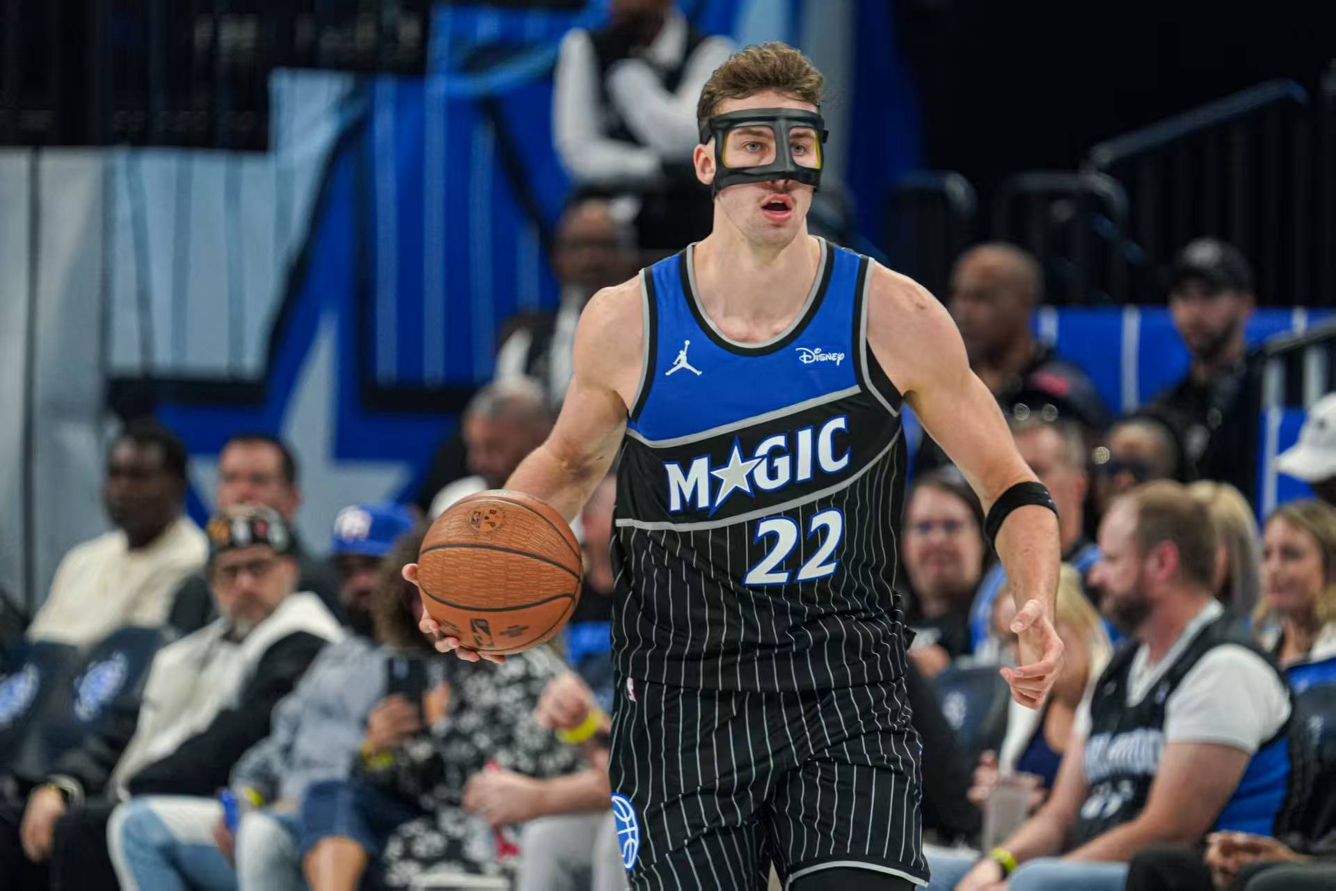 德国男篮碾压篮网B队，福克斯制霸全场