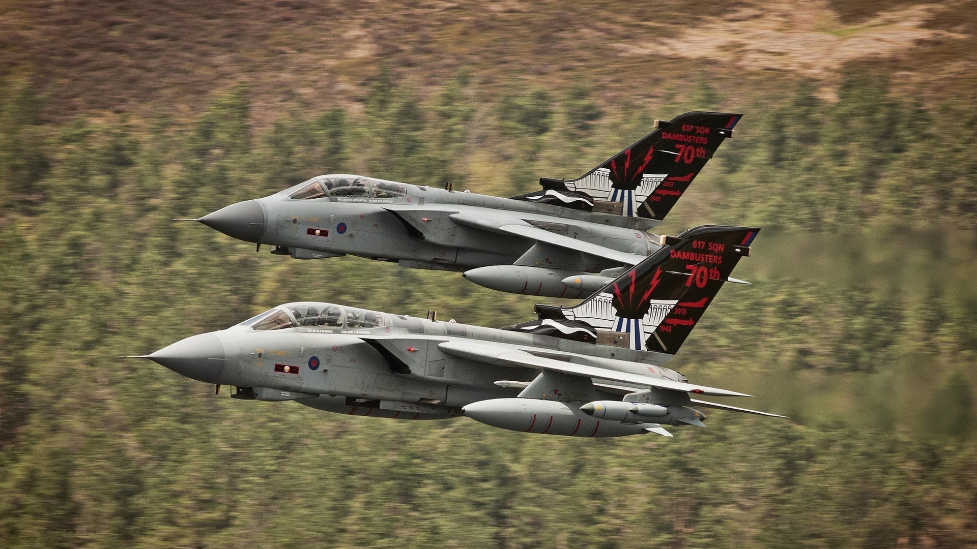 黄喜灿破门闪耀巴西对阵加纳之战，用实力打破质疑，书写亚洲球员新篇章