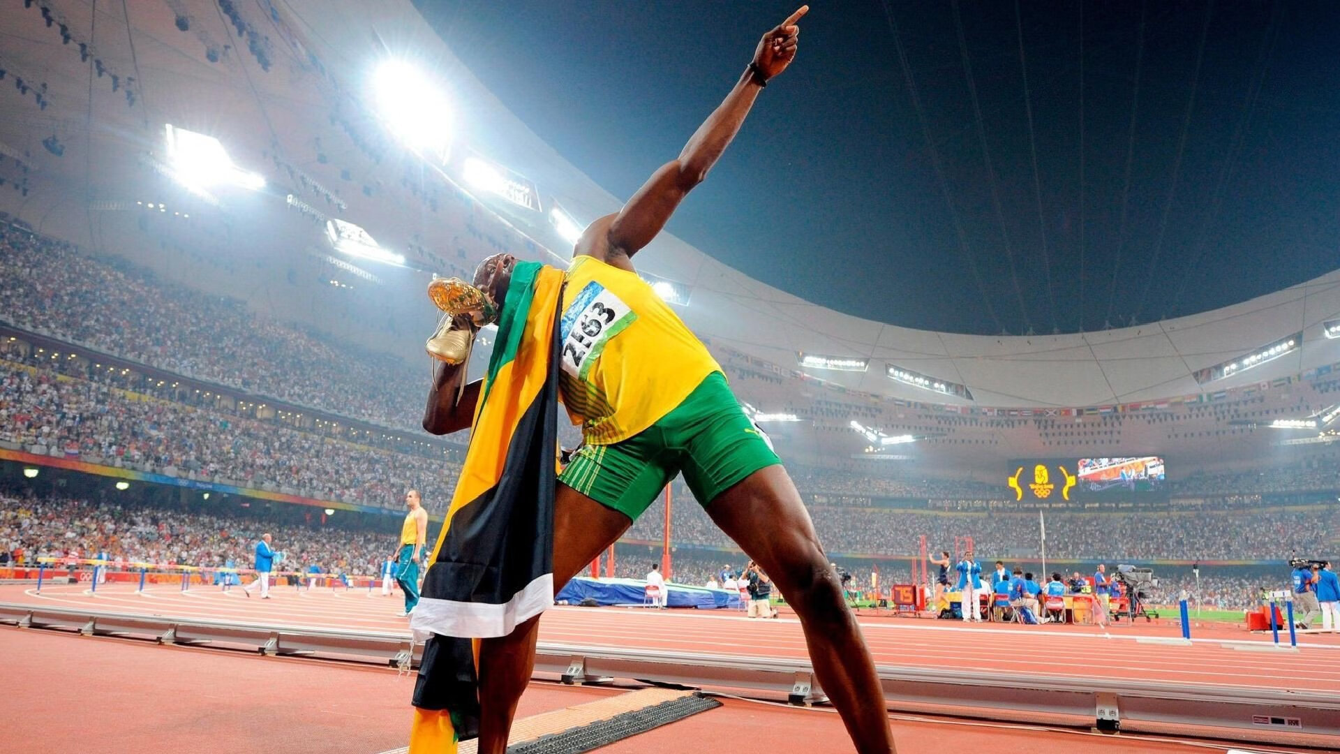 维尼修斯冠军级表现闪耀，乌拉圭末节风暴带走伊朗