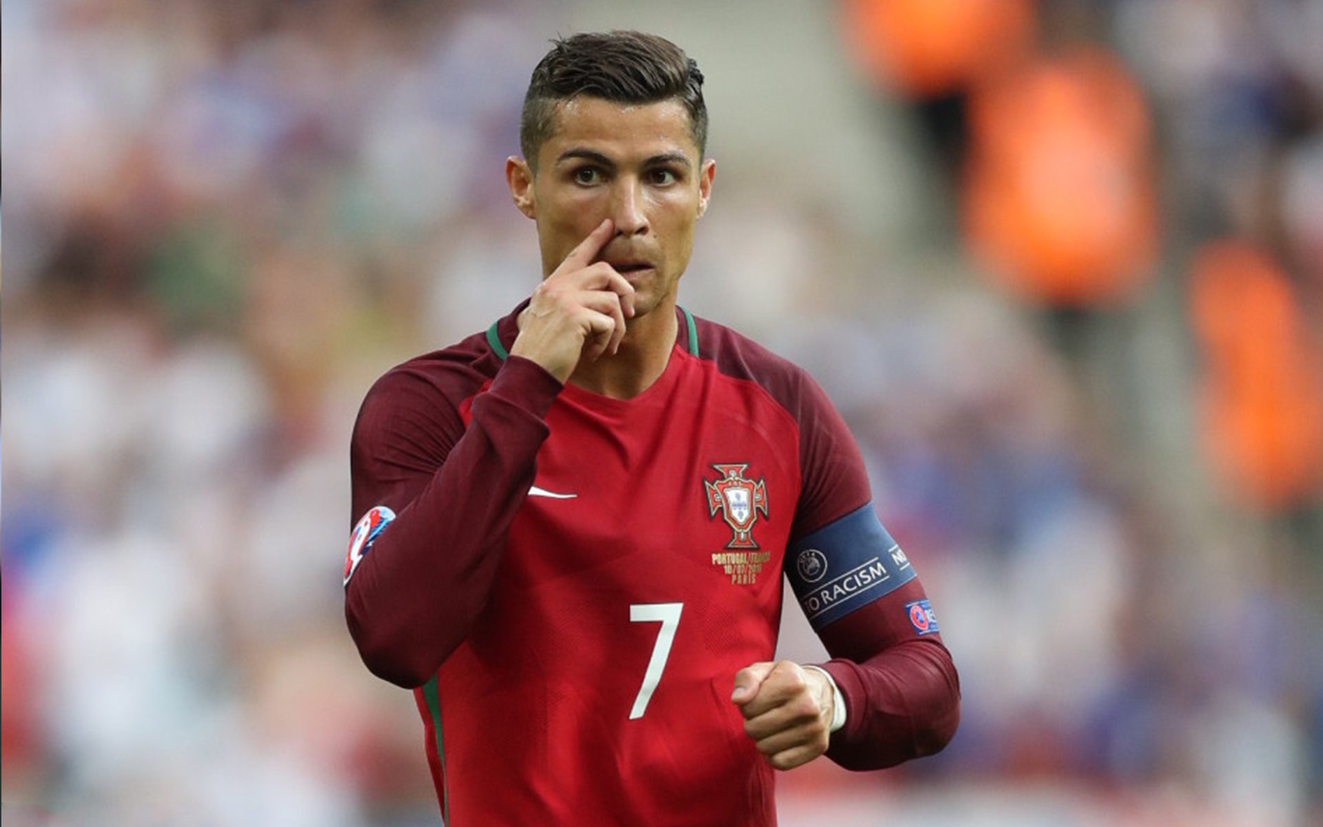 鏖战老特拉福德,德里赫特的钢铁意志如何成为西班牙式传控的破局之钥