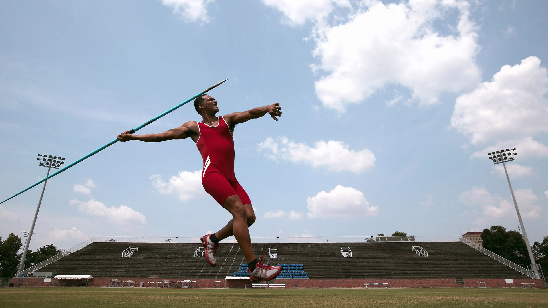 山西烽火燃丹佛，当东方铁骑全面压制掘金，保罗在抢七的黄昏中升起